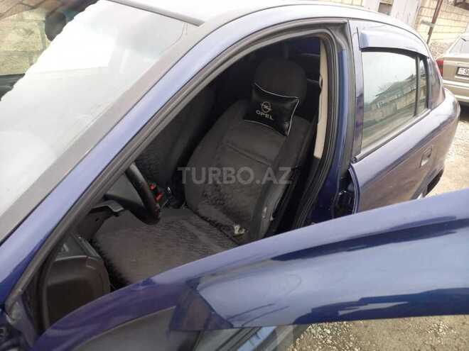 Opel Astra 2001, 340,000 km - 1.6 l - Qusar