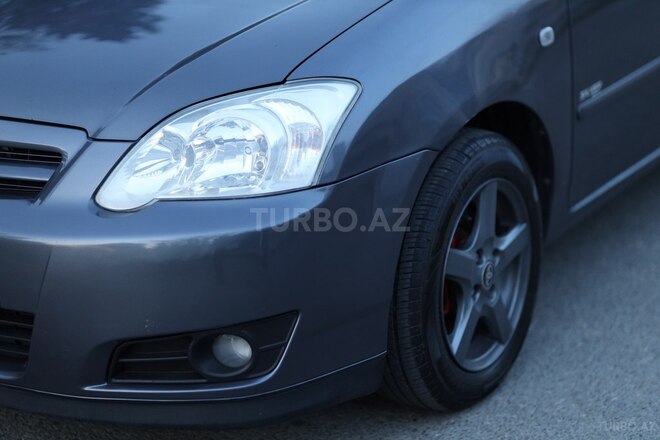 Toyota Corolla 2007, 185,000 km - 1.4 l - Bakı