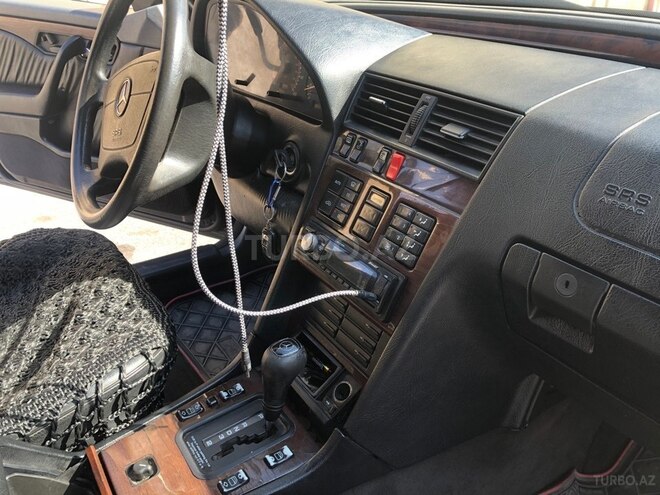 Mercedes C 280 1995, 237,000 km - 2.8 л - Bakı