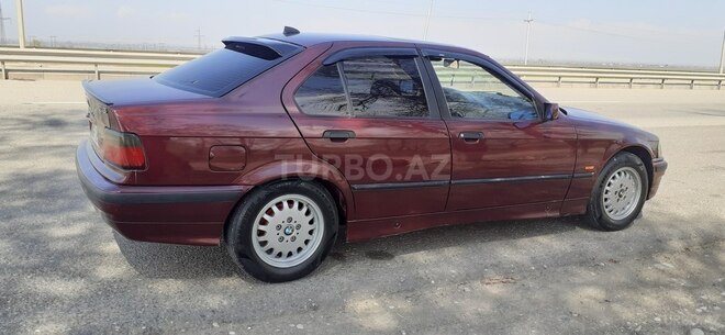 BMW 318 1992, 326,785 km - 1.8 l - Bakı