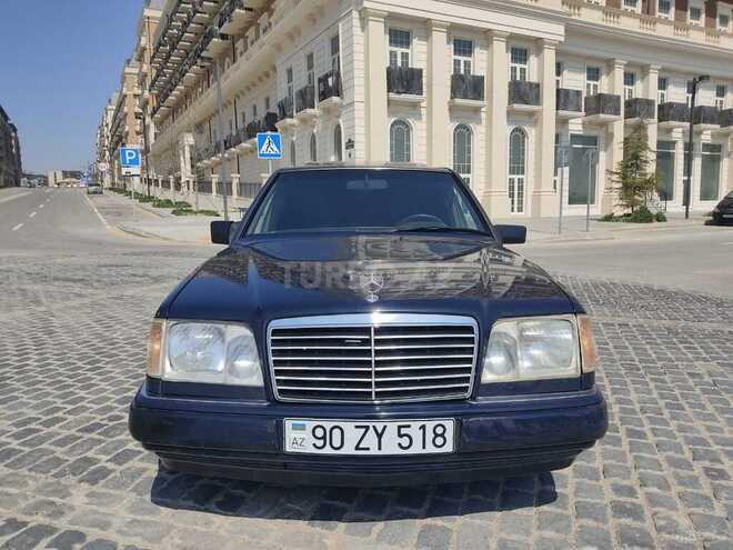 Mercedes E 220 1995, 301,000 km - 2.2 l - Bakı