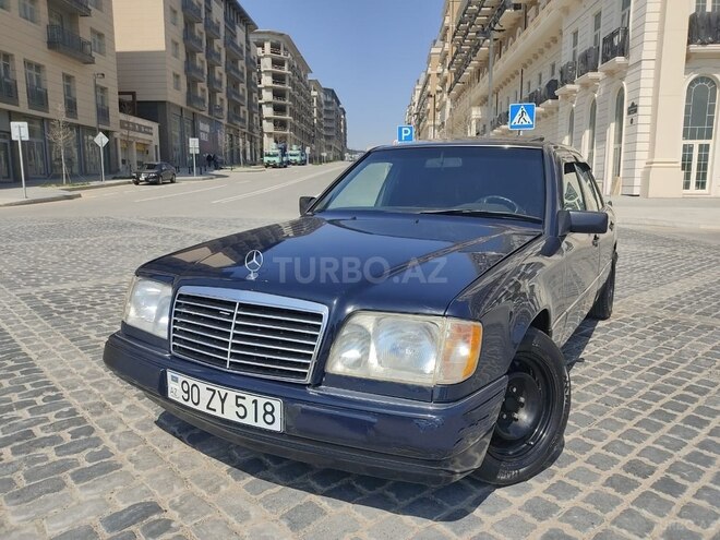 Mercedes E 220 1995, 301,000 km - 2.2 l - Bakı
