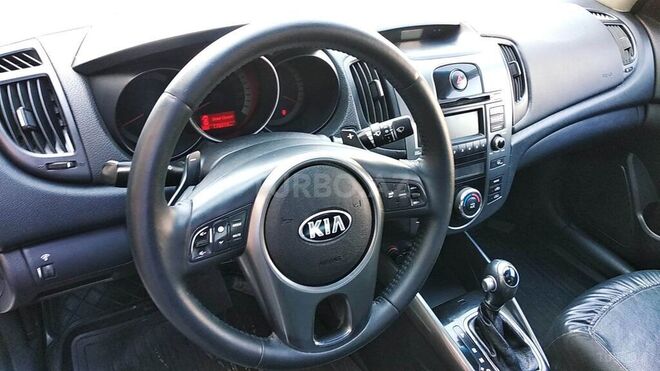 Kia Cerato 2011, 170,000 km - 2.0 л - Bakı