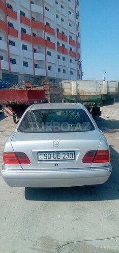 Mercedes E 230 1997, 235,637 km - 2.3 l - Bakı
