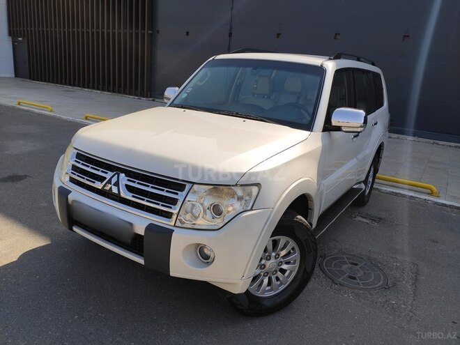 Mitsubishi Pajero 2011, 300,000 km - 3.5 l - Bakı