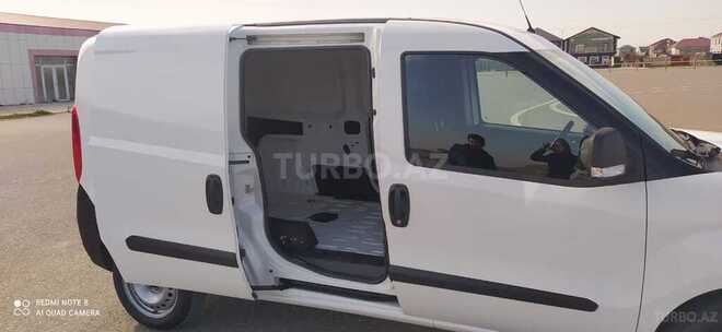 Fiat Doblo 2019, 42,500 km - 1.4 l - Bakı