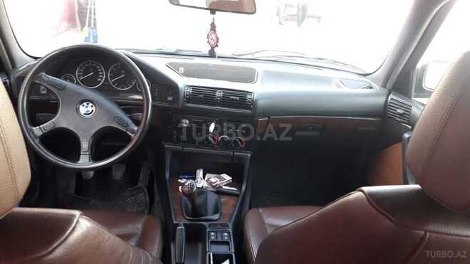 BMW 520 1992, 310,000 km - 2.0 l - Bakı