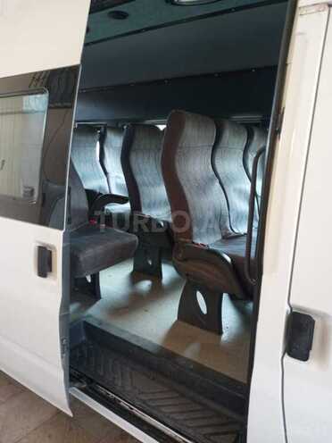 Mercedes Sprinter 518 2007, 215,000 km - 3.0 л - Neftçala