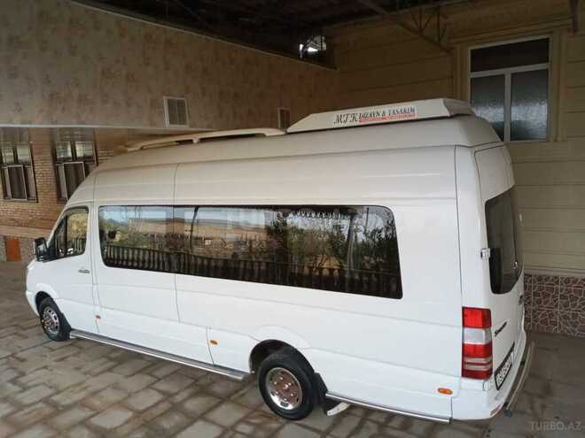 Mercedes Sprinter 518 2007, 215,000 km - 3.0 л - Neftçala