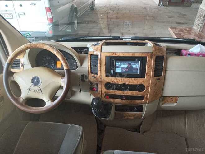 Mercedes Sprinter 518 2007, 215,000 km - 3.0 л - Neftçala