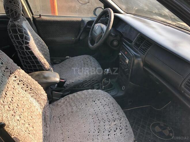 Opel Vectra 1996, 300,000 km - 2.0 l - Bakı