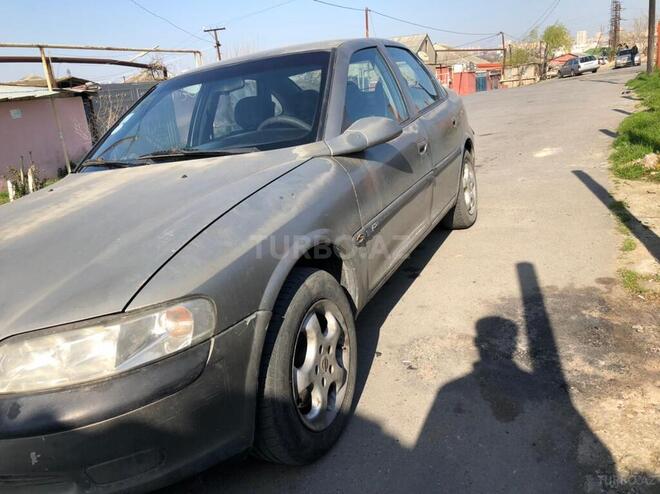 Opel Vectra 1996, 300,000 km - 2.0 l - Bakı