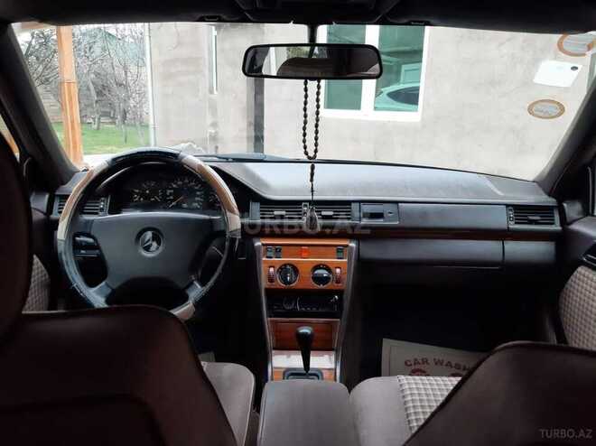 Mercedes E 300 1991, 354,698 km - 3.0 л - Bakı