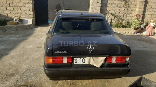 Mercedes 190 1991, 420,000 km - 2.0 l - Bakı