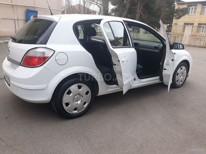 Opel Astra 2006, 147,000 km - 1.3 l - Bakı