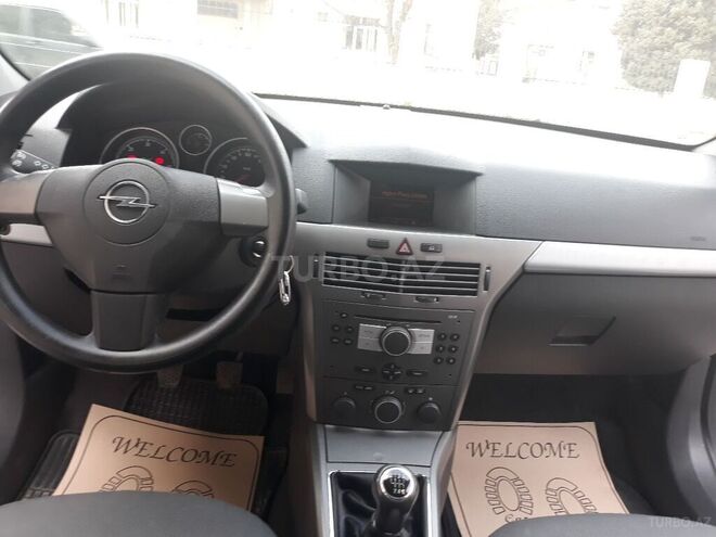 Opel Astra 2006, 147,000 km - 1.3 l - Bakı