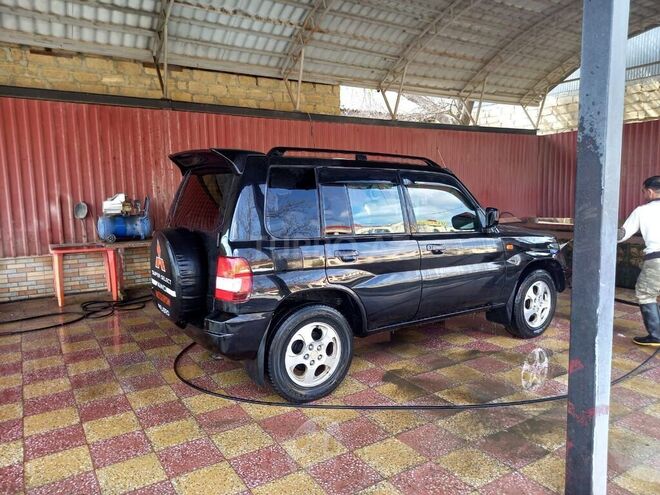 Mitsubishi Pajero io 2000, 212,345 km - 1.8 л - Beyləqan