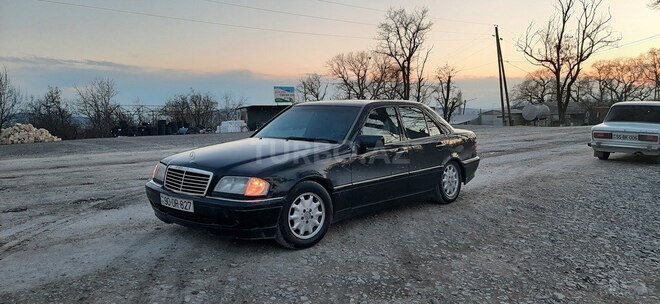 Mercedes C 230 1998, 353,180 km - 2.3 л - Şəki