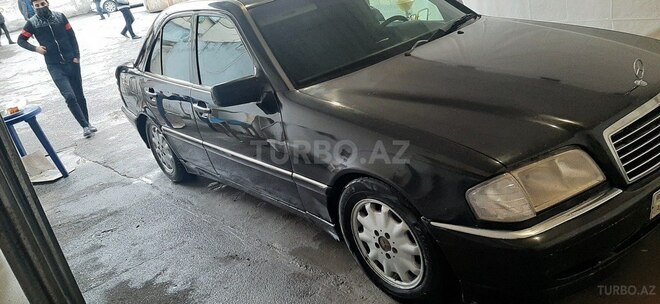Mercedes C 230 1998, 353,180 km - 2.3 л - Şəki
