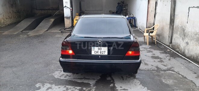 Mercedes C 230 1998, 353,180 km - 2.3 л - Şəki