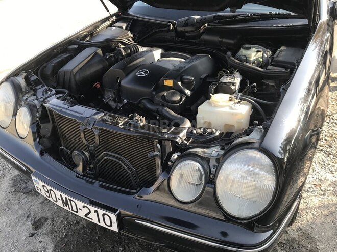 Mercedes E 240 2000, 246,800 km - 2.4 l - Ağdaş