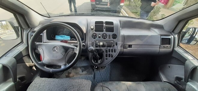 Mercedes Vito 2001, 378,235 km - 2.2 l - Qazax