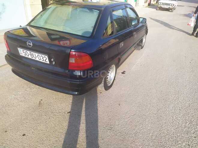 Opel Astra 1993, 150,000 km - 1.4 л - Kürdəmir