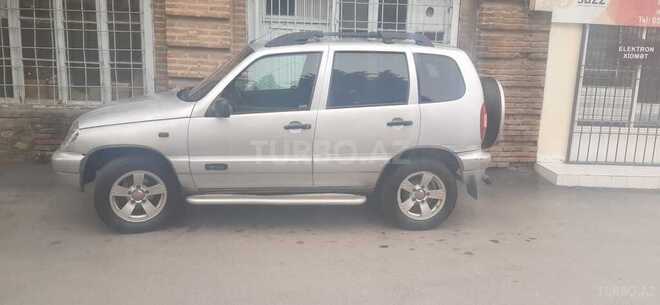 Chevrolet Niva 2007, 185,000 km - 1.7 л - Zaqatala