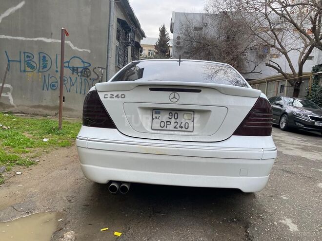 Mercedes C 240 2001, 404,400 km - 2.6 l - Bakı