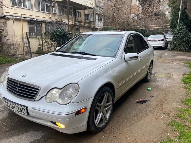 Mercedes C 240 2001, 404,400 km - 2.6 l - Bakı