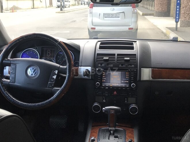 Volkswagen Touareg 2004, 180,455 km - 3.2 l - Tovuz