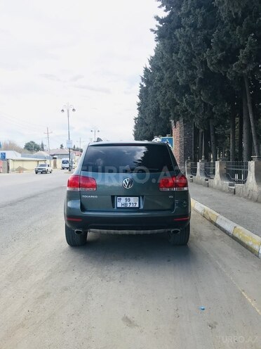 Volkswagen Touareg 2004, 180,455 km - 3.2 l - Tovuz