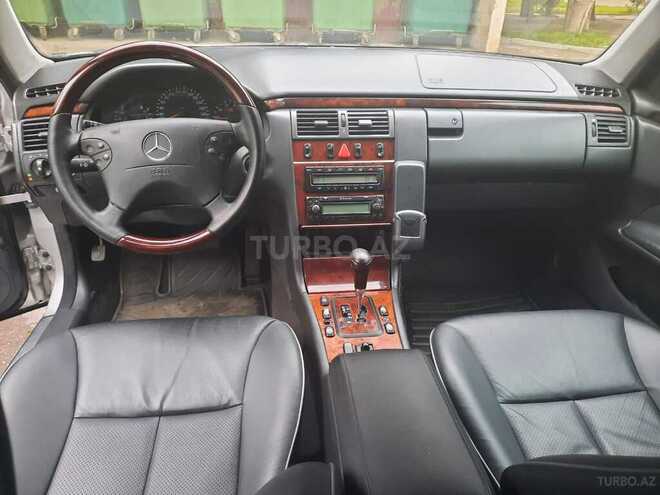 Mercedes E 280 2001, 232,000 km - 2.8 l - Bakı