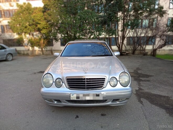 Mercedes E 280 2001, 232,000 km - 2.8 l - Bakı