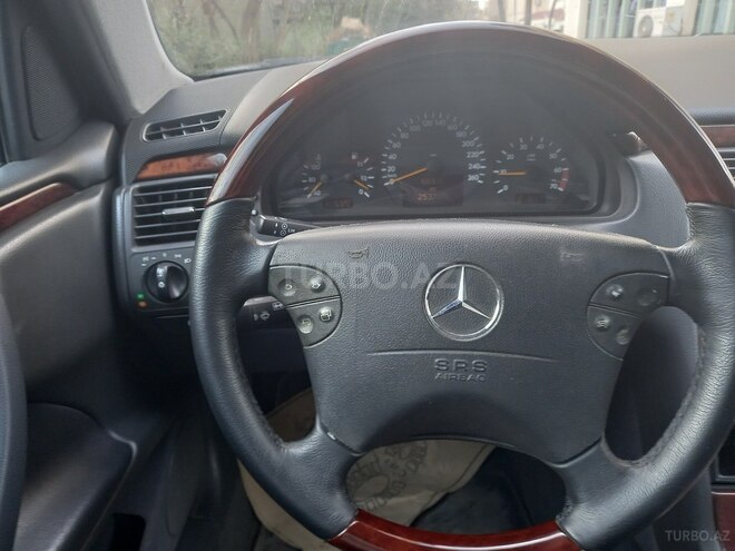Mercedes E 280 2001, 232,000 km - 2.8 l - Bakı