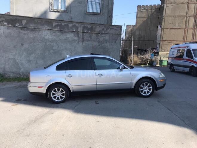 Volkswagen Passat 2001, 327,161 km - 1.8 л - Bakı