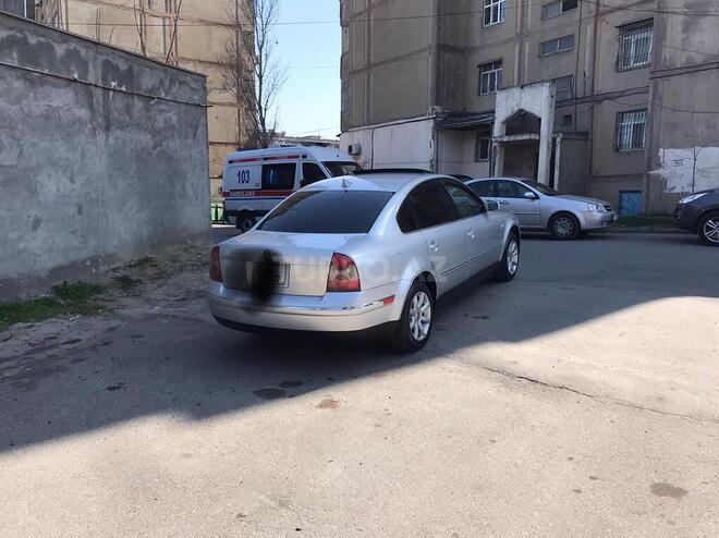 Volkswagen Passat 2001, 327,161 km - 1.8 л - Bakı