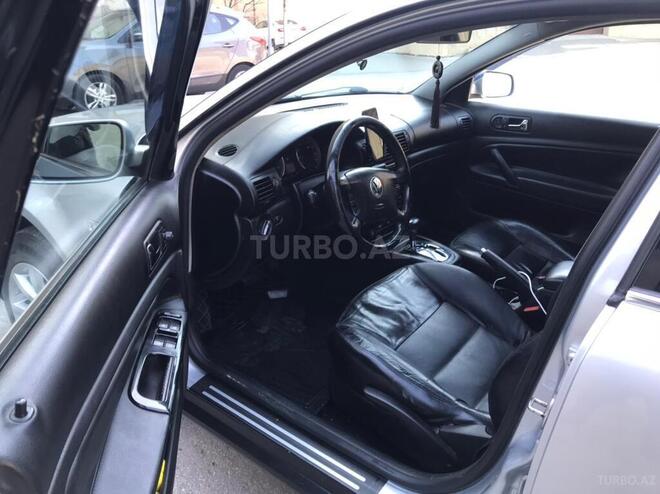 Volkswagen Passat 2001, 327,161 km - 1.8 л - Bakı