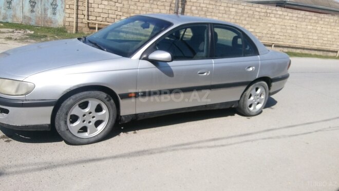 Opel Omega 1995, 222,222 km - 2.0 l - Bakı
