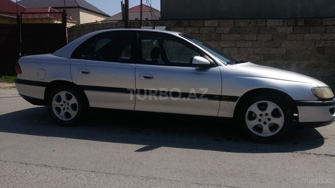 Opel Omega 1995, 222,222 km - 2.0 l - Bakı