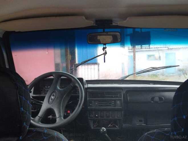 LADA (VAZ) Niva 1999, 218,000 km - 1.7 л - Salyan