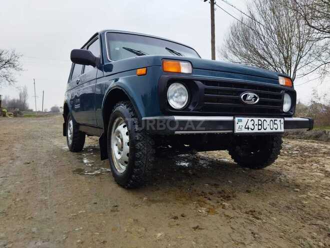 LADA (VAZ) Niva 1999, 218,000 km - 1.7 л - Salyan