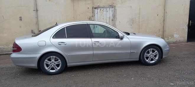 Mercedes E 220 2004, 416,000 km - 2.2 l - Bakı