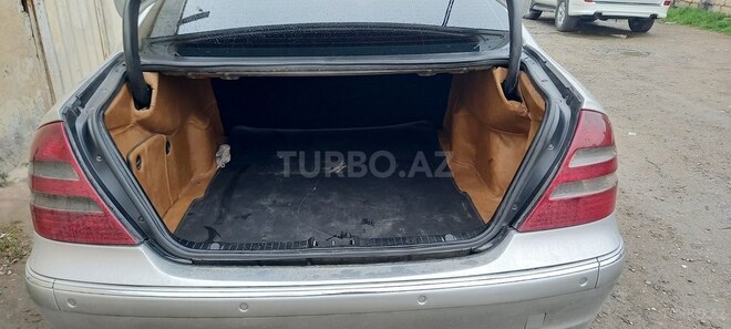 Mercedes E 220 2004, 416,000 km - 2.2 l - Bakı