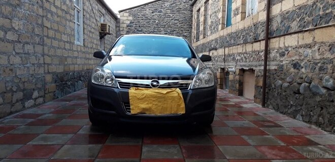 Opel Astra 2008, 295,000 km - 1.4 l - Gəncə