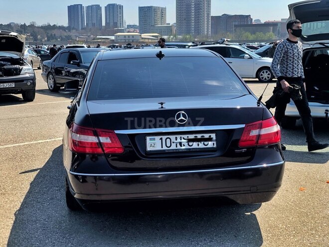 Mercedes E 220 2010, 184,007 km - 2.2 л - Bakı