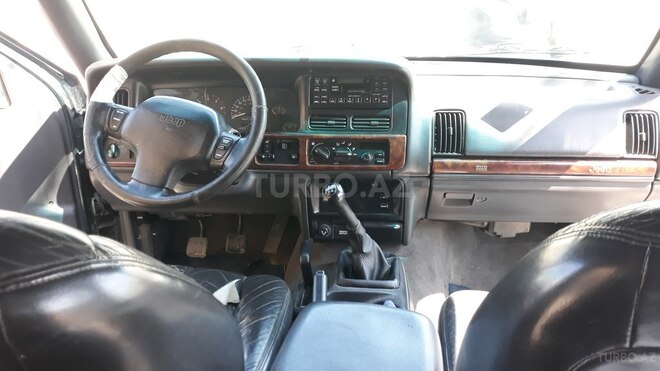 Jeep Grand Cherokee 1997, 145,236 km - 2.5 л - İmişli
