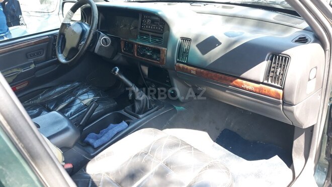Jeep Grand Cherokee 1997, 145,236 km - 2.5 л - İmişli