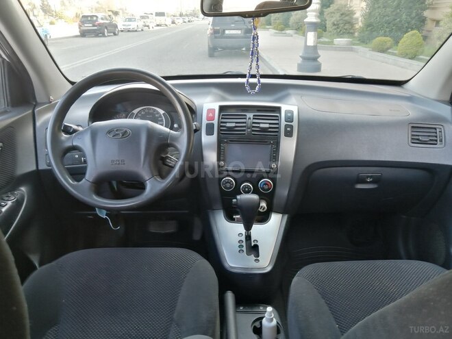 Hyundai Tucson 2008, 160,000 km - 2.0 l - 