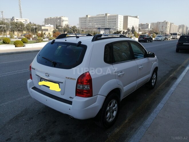 Hyundai Tucson 2008, 160,000 km - 2.0 l - 
